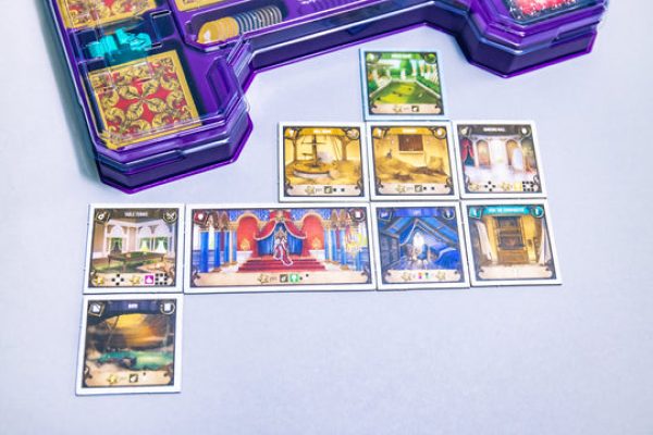 Between Two Castles: Secrets & Soirees Expansion - Image 3