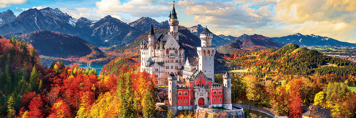 Neuschwanstein Castle in autumn - Image 3