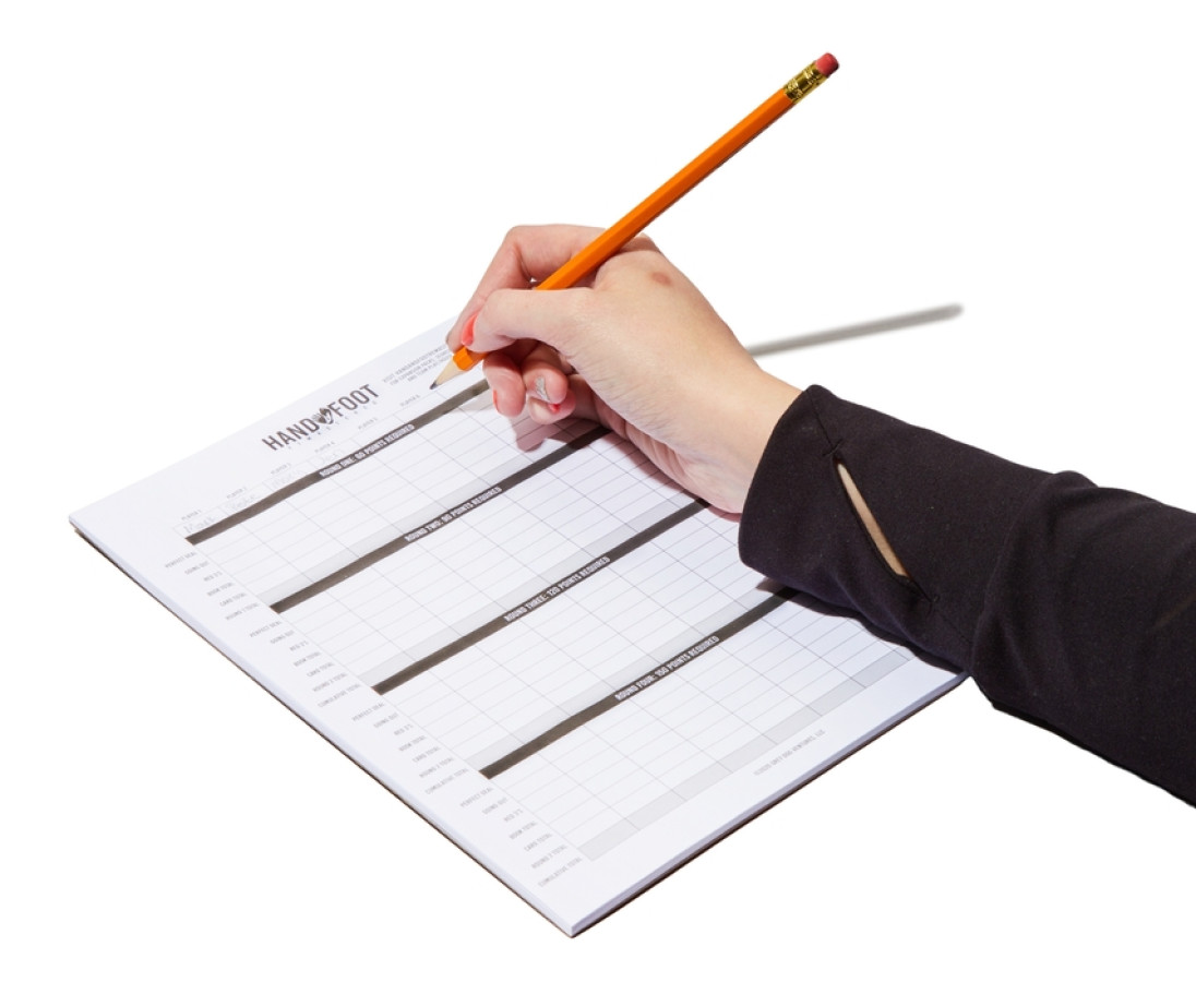 Hand & Foot Remastered 120 Page Scorepad - Image 2